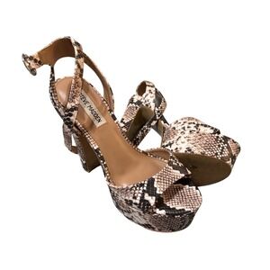 Steve Madden Size 7.5 Snake Print Leather Ankle Strap Platform Chucky 6" Heel